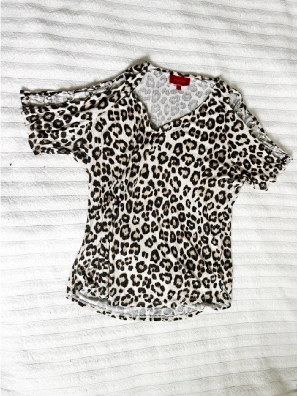 Women’s Jennifer Lopez Leopard Blouse - Picture 2 of 4